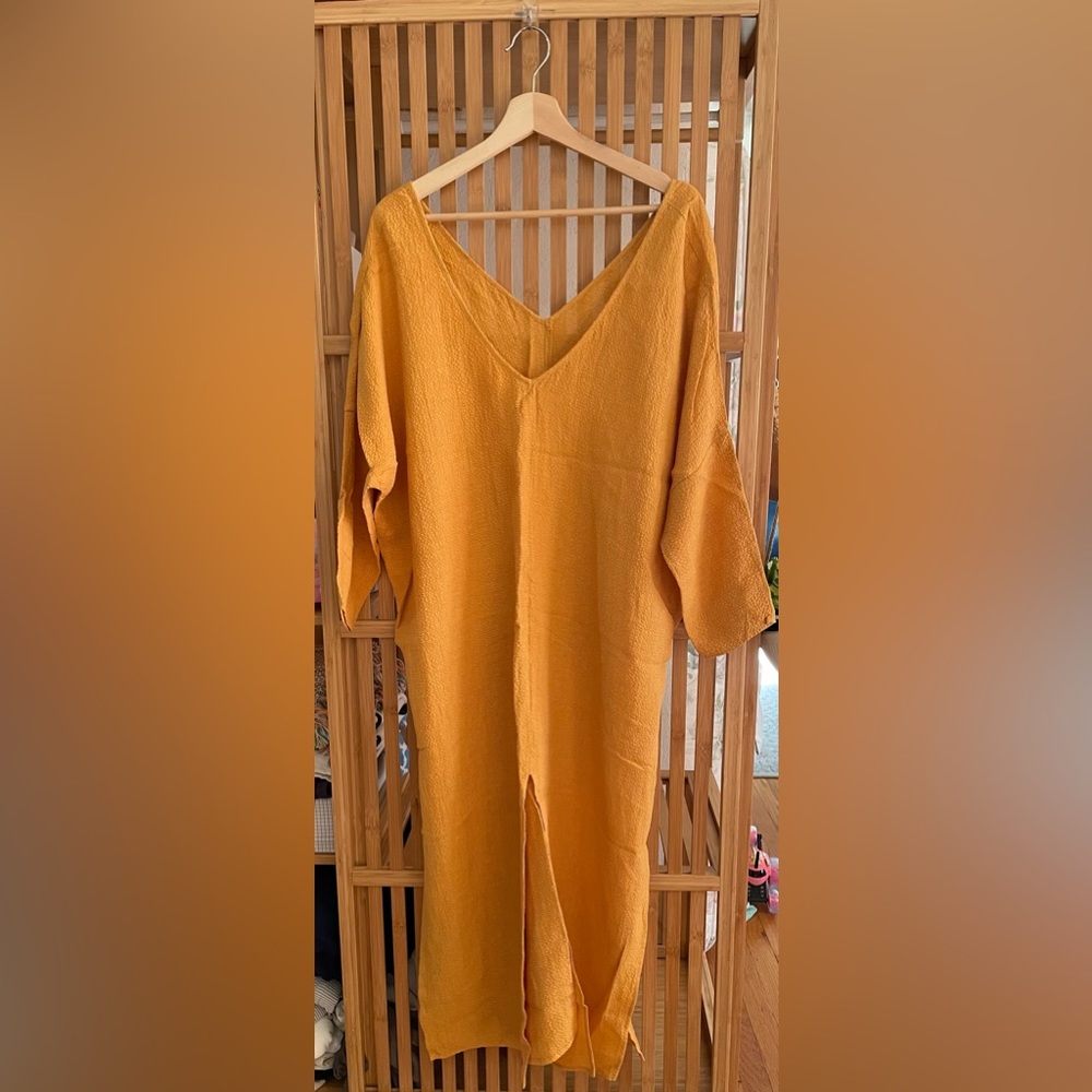 Christy Dawn v neck dress
Cotton 
O/S